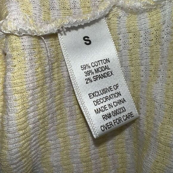 FREE - Me to We Essentials, Striped Baby Yellow Beachy Tank Crop Top - Picture 9 of 11